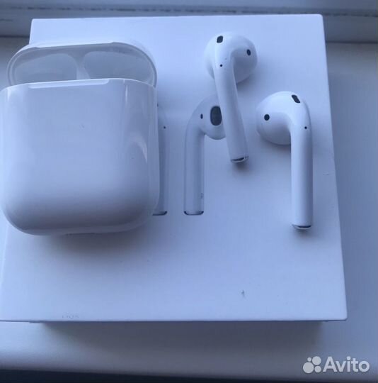 AirPods
