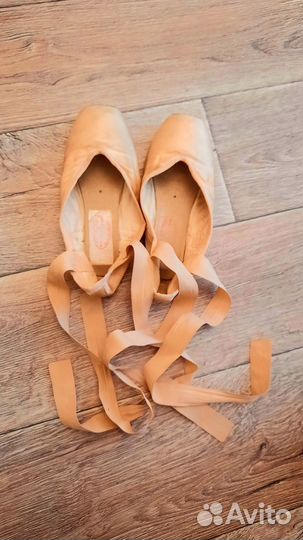 Пуанты grishko бежевые 4 1/2 XXX M