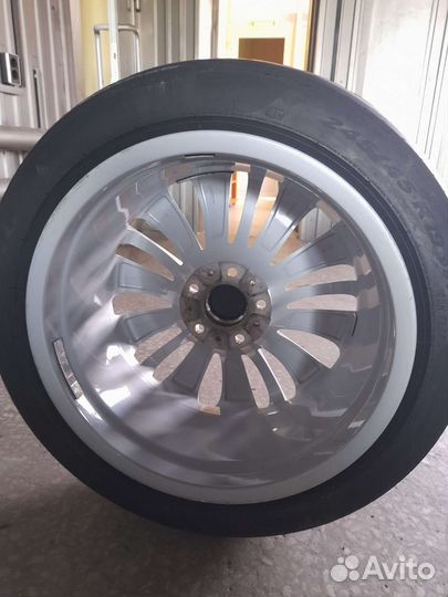 Диски на BMW GT r19