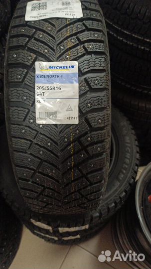 Michelin X-Ice North 4 205/55 R16 94T