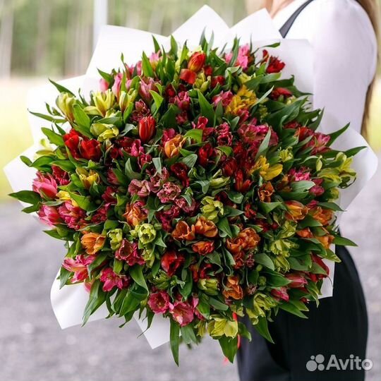 Букет из альстромерий