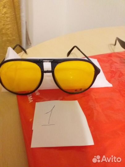 Солнцезащитные очки: женские,мужские и детские