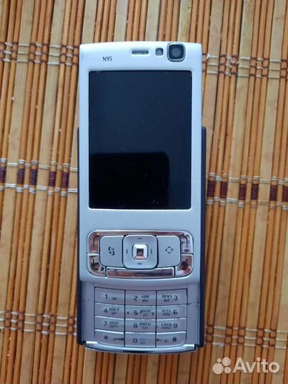 Запчасти на телефоны + nokia N95 на запчасти