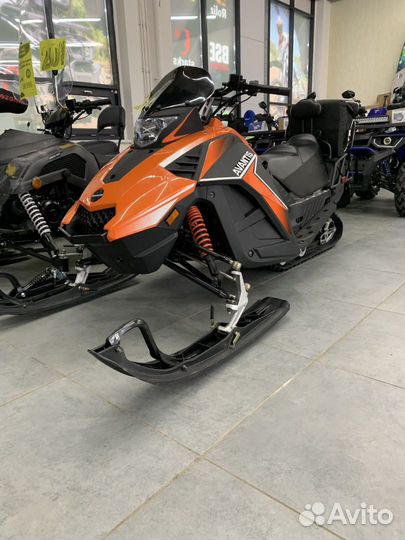 Снегоход 200 кубов оранжевый
