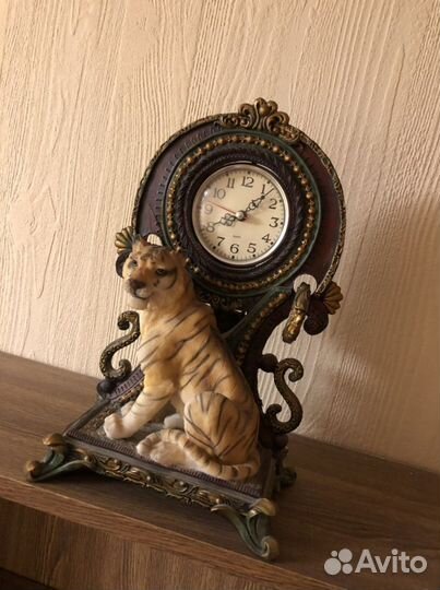 Часы настольные