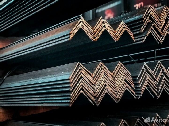 Уголок 100х100х7