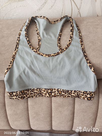 Спортивный костюм женский