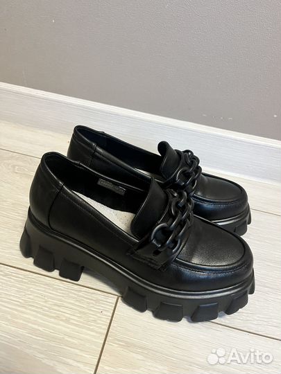 Обувь для девочки школьная