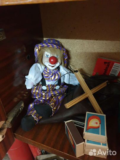 Клоун марионетка