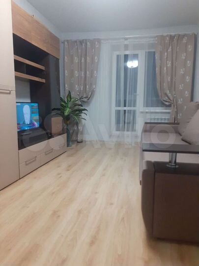 2-к. квартира, 65 м², 5/10 эт.