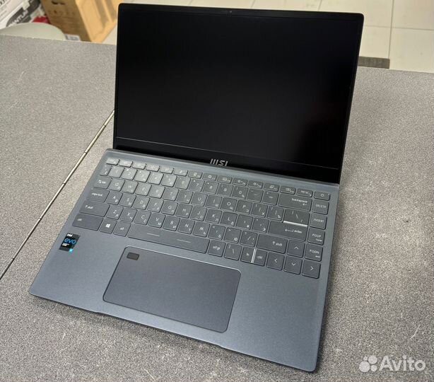 Ноутбук MSI Prestige 14 EVO