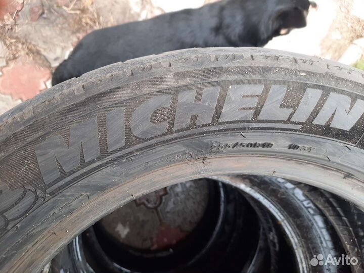 Nokian Tyres Hakka Black 2 SUV 295/35 R21