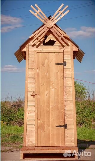 Уличный туалет деревянный SUN335