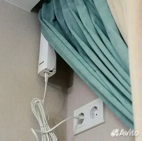 Угловой электрокарниз