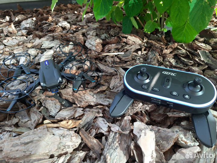 Квадрокоптер,2 камеры,V20,WiFi, Радиоуправляемый