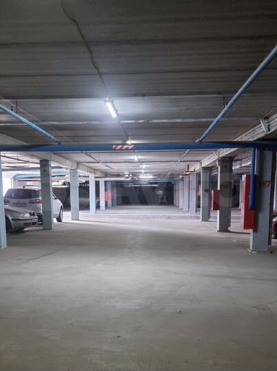 Машиноместо, 18 м²