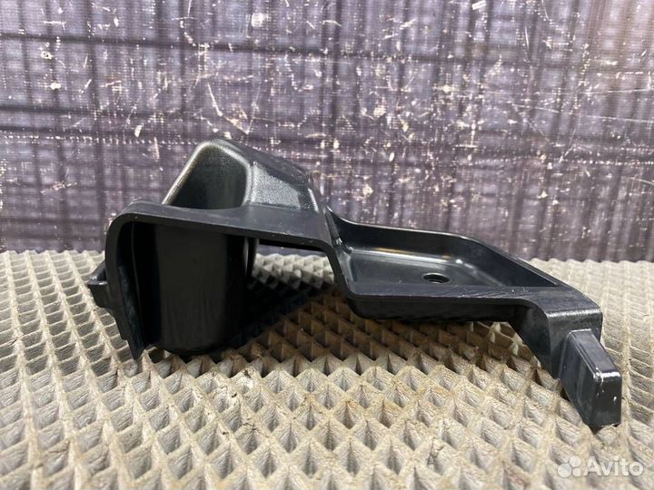 Крепление бампера заднее правое Bmw X3 E83 M54