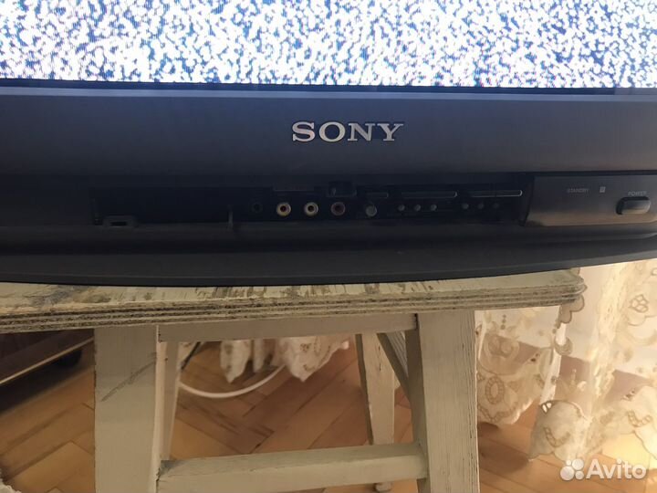 Телевизор б/у Sony Trinitron