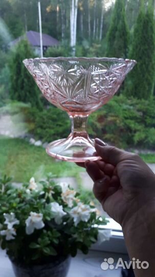 Неман.Ваза,цветное стекло, дхз