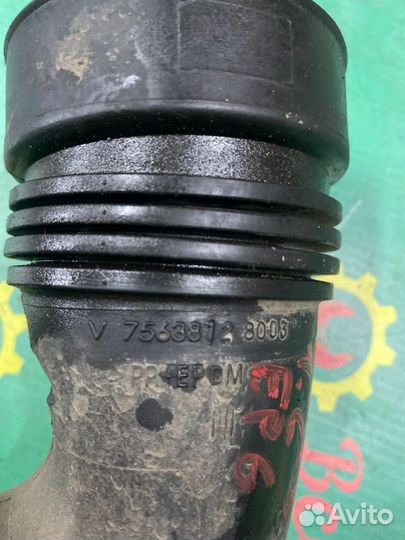 Патрубок воздушного фильтра Peugeot 308 1.6 EP6