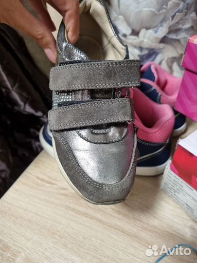 Кроссовки для девочки