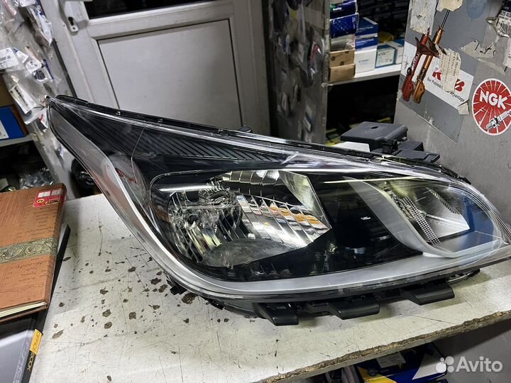Фара 92102-H0000