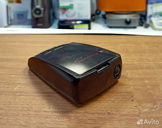 Автомобильный радар-детектор Crunch 213B