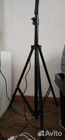 Лампа светодиодная кольцевая RGB