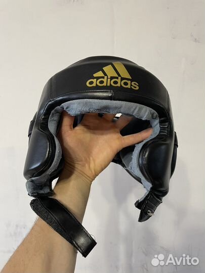 Боксерский шлем adidas