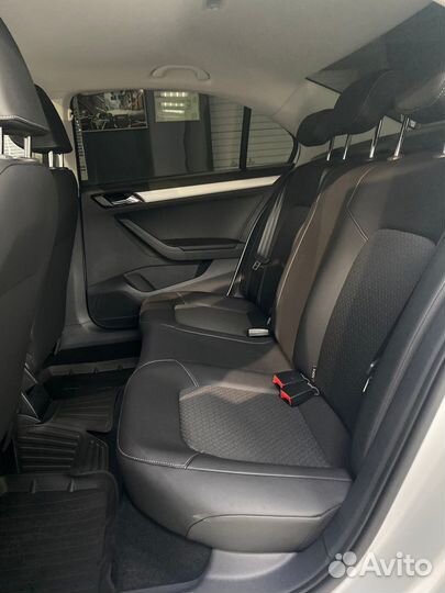 Jetta VA3 1.5 AT, 2023