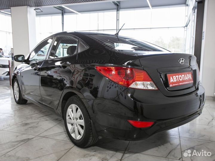 Hyundai Solaris 1.6 AT, 2011, 218 200 км