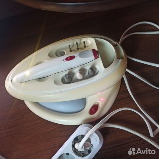 Аппарат для маникюра и педикюра