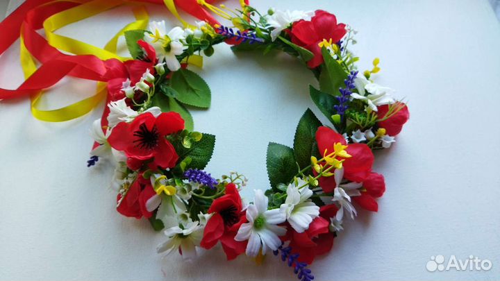 Венок на голову из полевых цветов