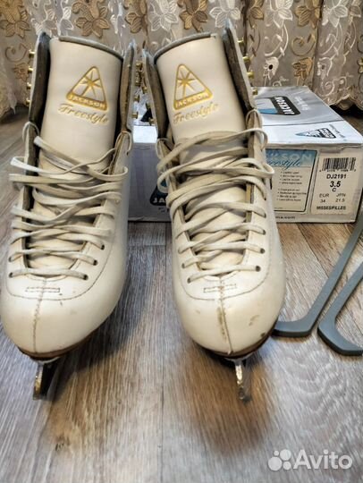 Фигурные коньки Jackson freestyle 3.5C