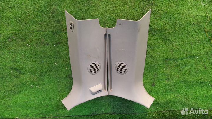 Обшивка стойки кузова пара задняя Cadillac