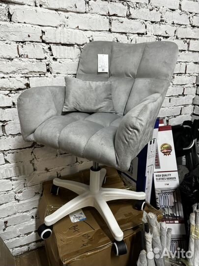 Компьютерное кресло мягкое