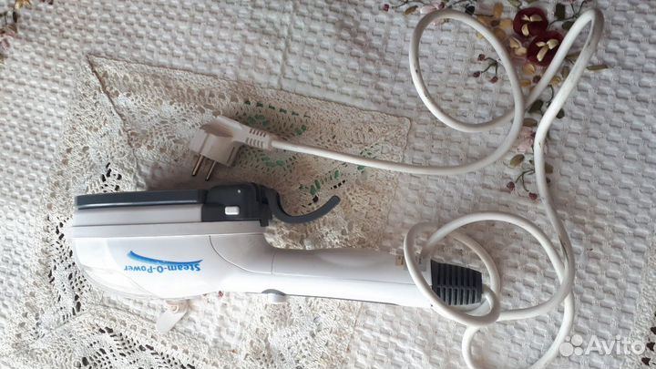 Утюжок- отпариватель 