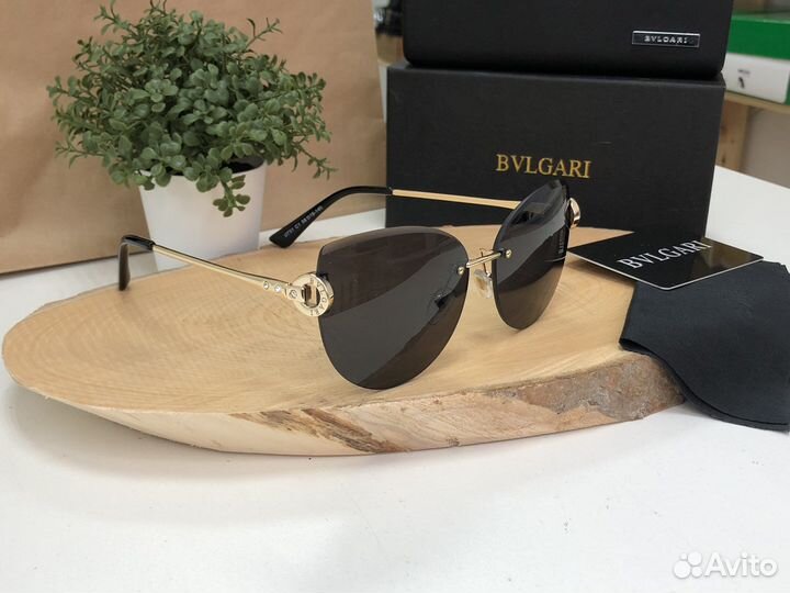 Bvlgari солнцезащитные очки женские