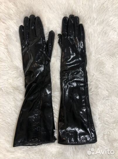 Перчатки
