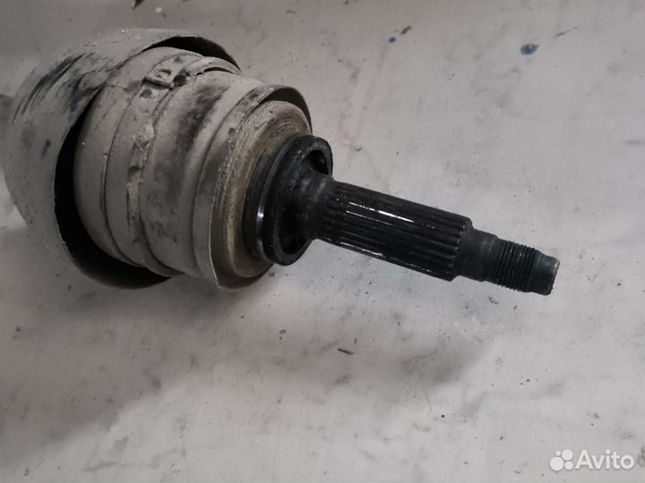 Привод левый niva