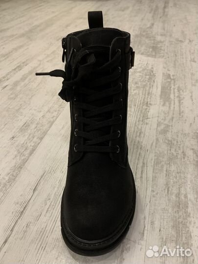 Ботинки для девочки 32 размер