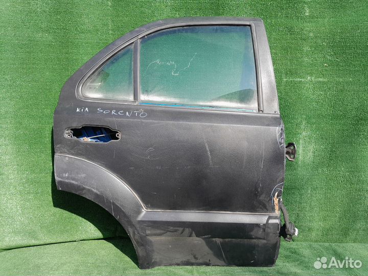 Дверь задняя правая Kia sorento 1
