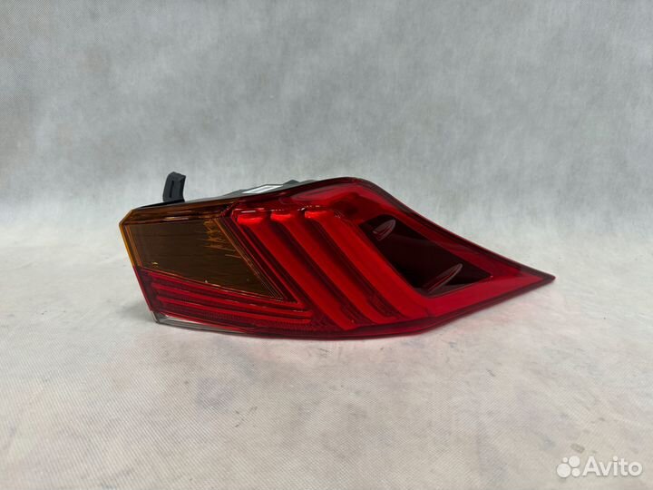 Lexus IS 250 300 lift 16-задний фонарь правый LED EU