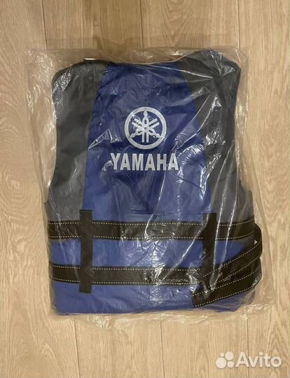 Спасательный жилет для рыбалки Yamaha