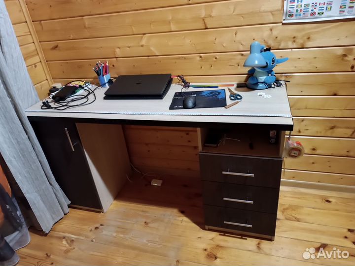 Письменный стол бу