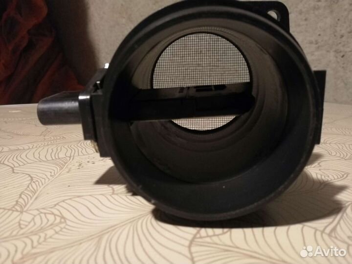 Расходомер воздуха VW passat B6