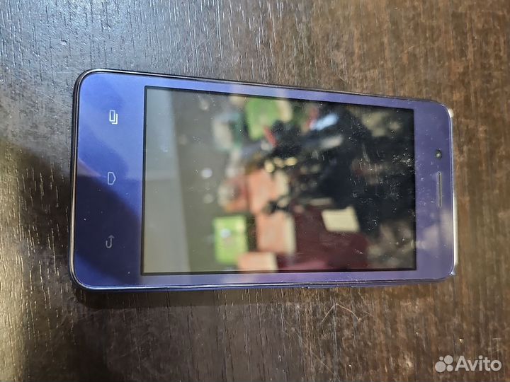Micromax Q402, 4 ГБ