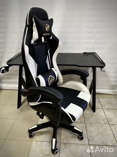 Компьютерное кресло игровое с массажем