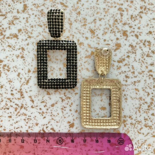 Серьги крупные стильные