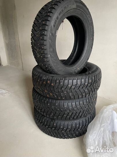 Sailun Ice Blazer Alpine Evo 215/65 R17 99T